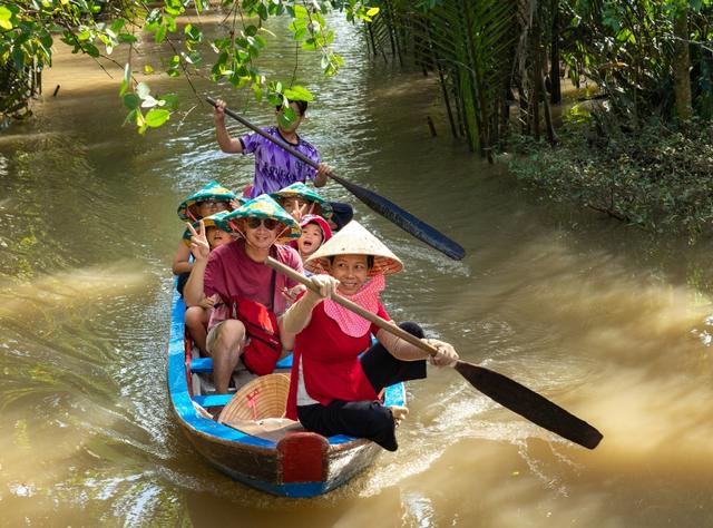 Hanoi - Sapa - Halong - Danang for 9 days