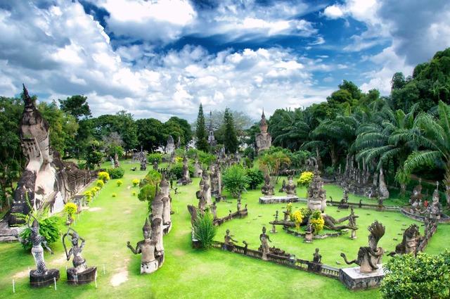 Essential Laos