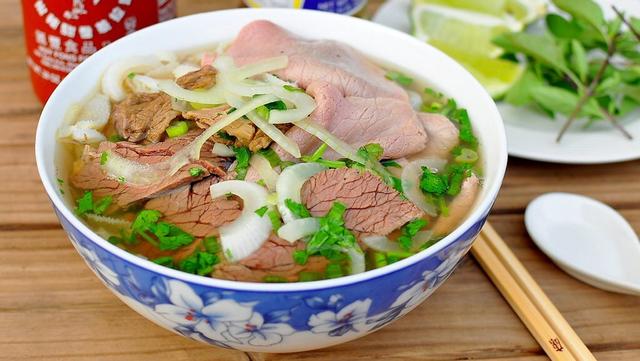 Hanoi half day group tour with lunch