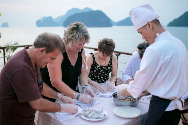 Hanoi - Halong Bay 3 - Day Package