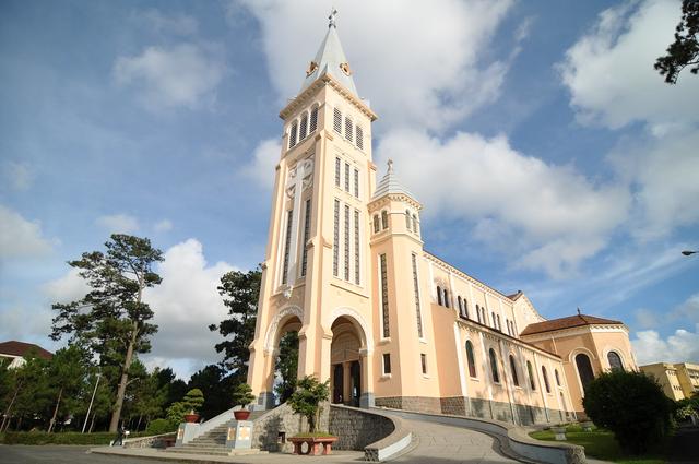 Dalat full day cultural tour