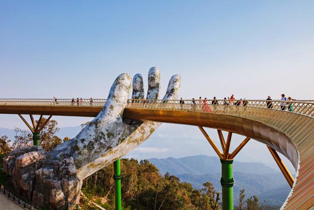 Hanoi – Halong – Danang – Hoian – Ho Chi Minh City – Cu Chi – Mekong Delta – Phu Quoc Island 12 Days