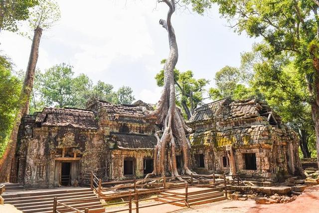 Siem Reap - Phnom Penh 6 Days