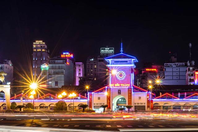 Ho Chi Minh City Night Life By Vintage Vespa